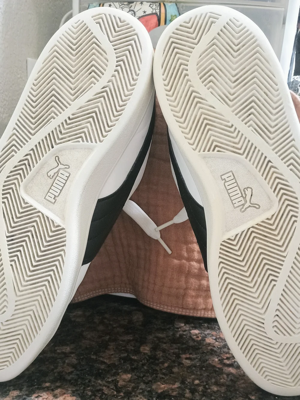 Puma low top